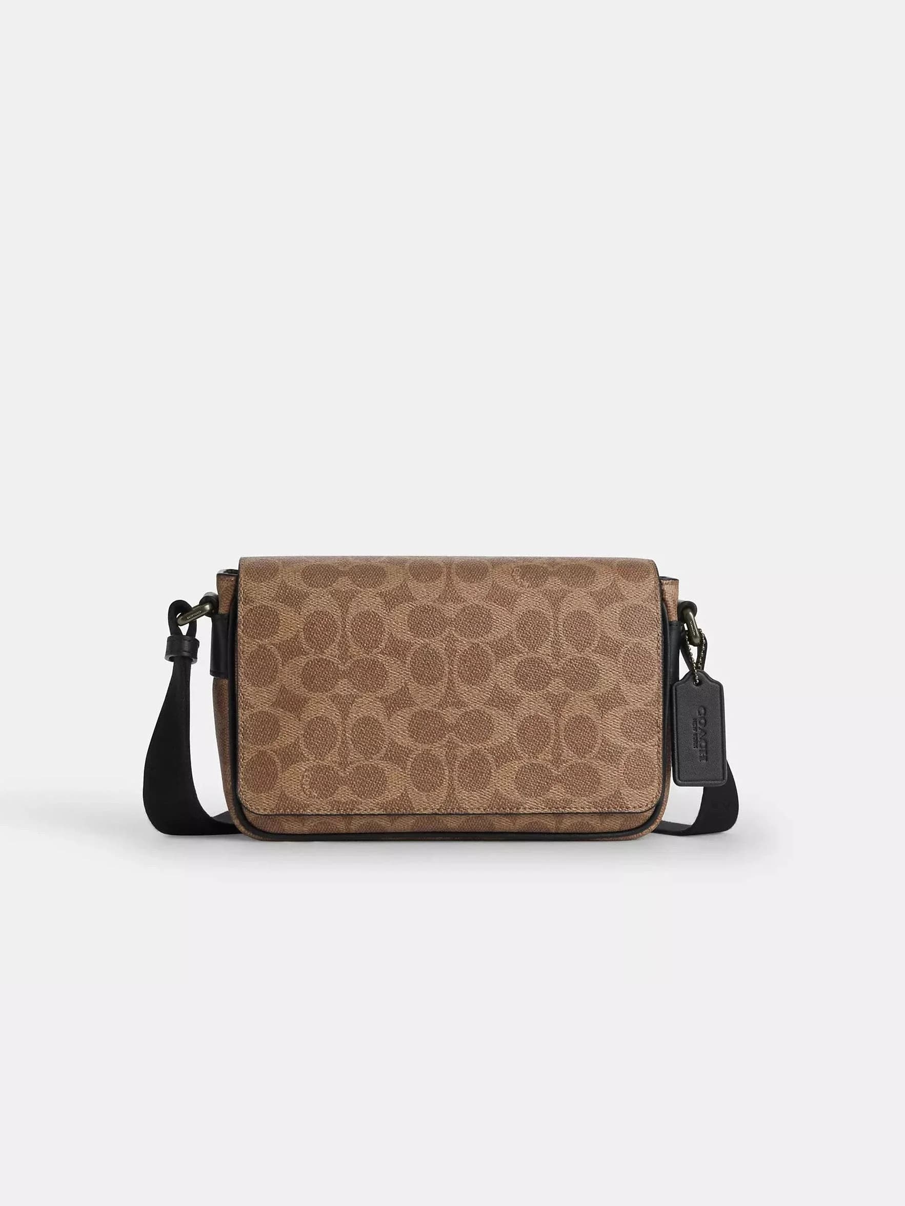 Variante de color gunmetal/tan/black