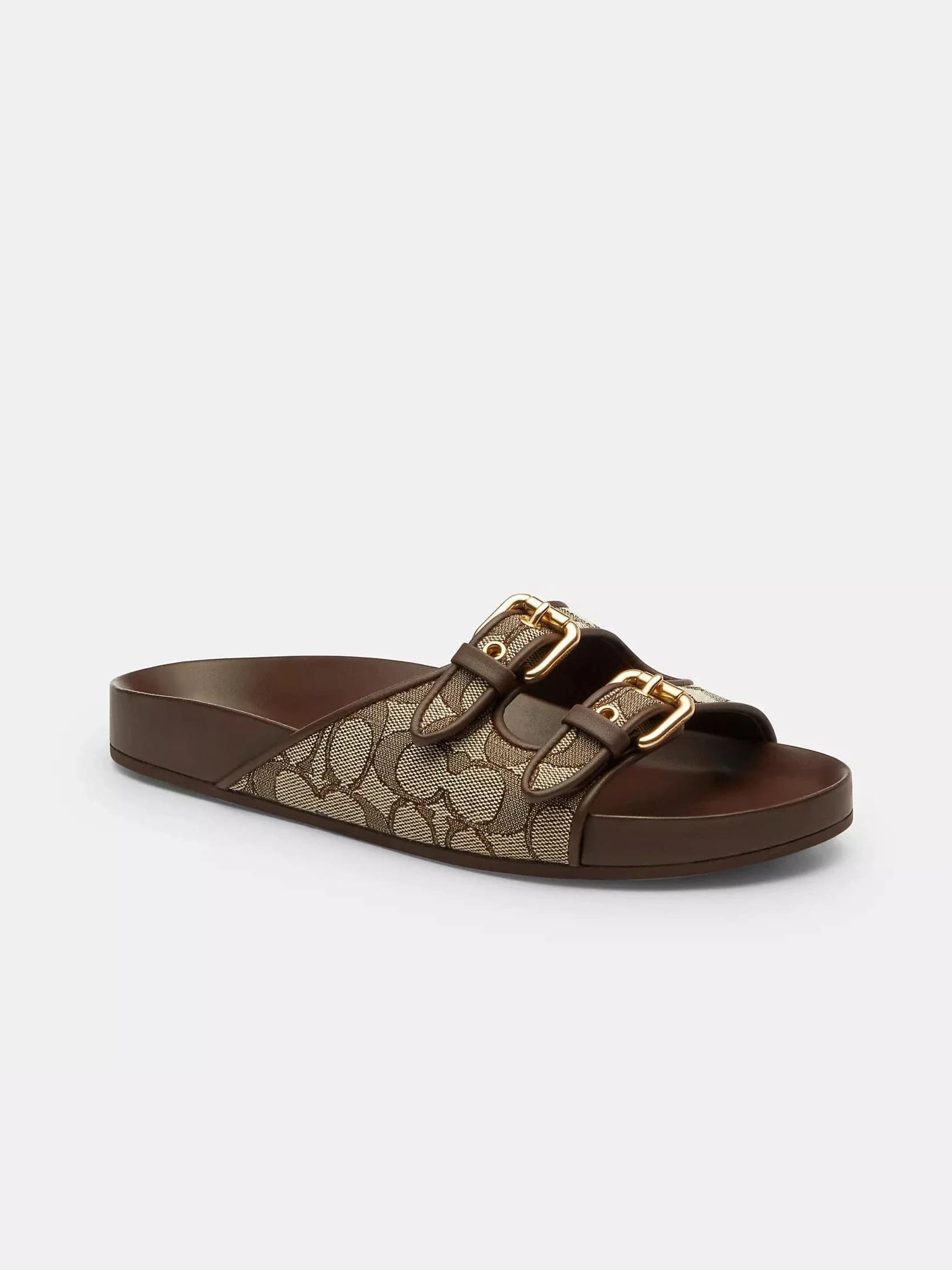 Sandalia con Hebilla Jacquard en color oak/maple