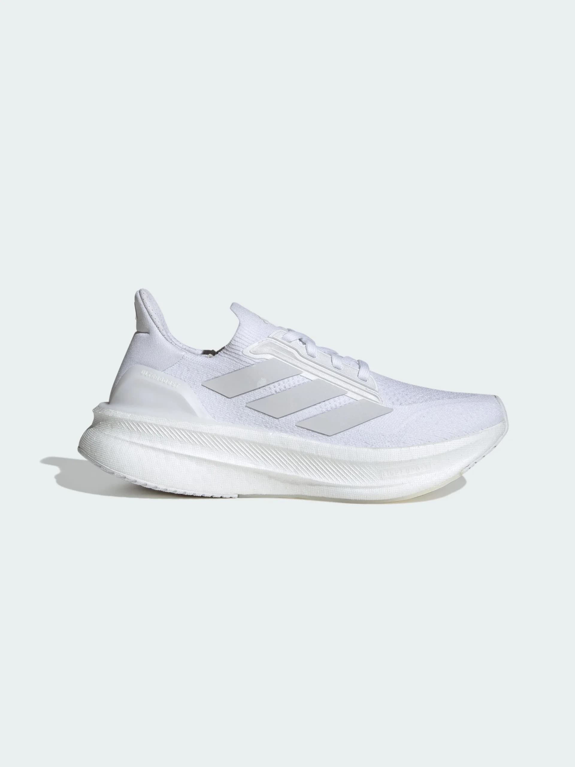 Variante de color cloud white / cloud white / core black