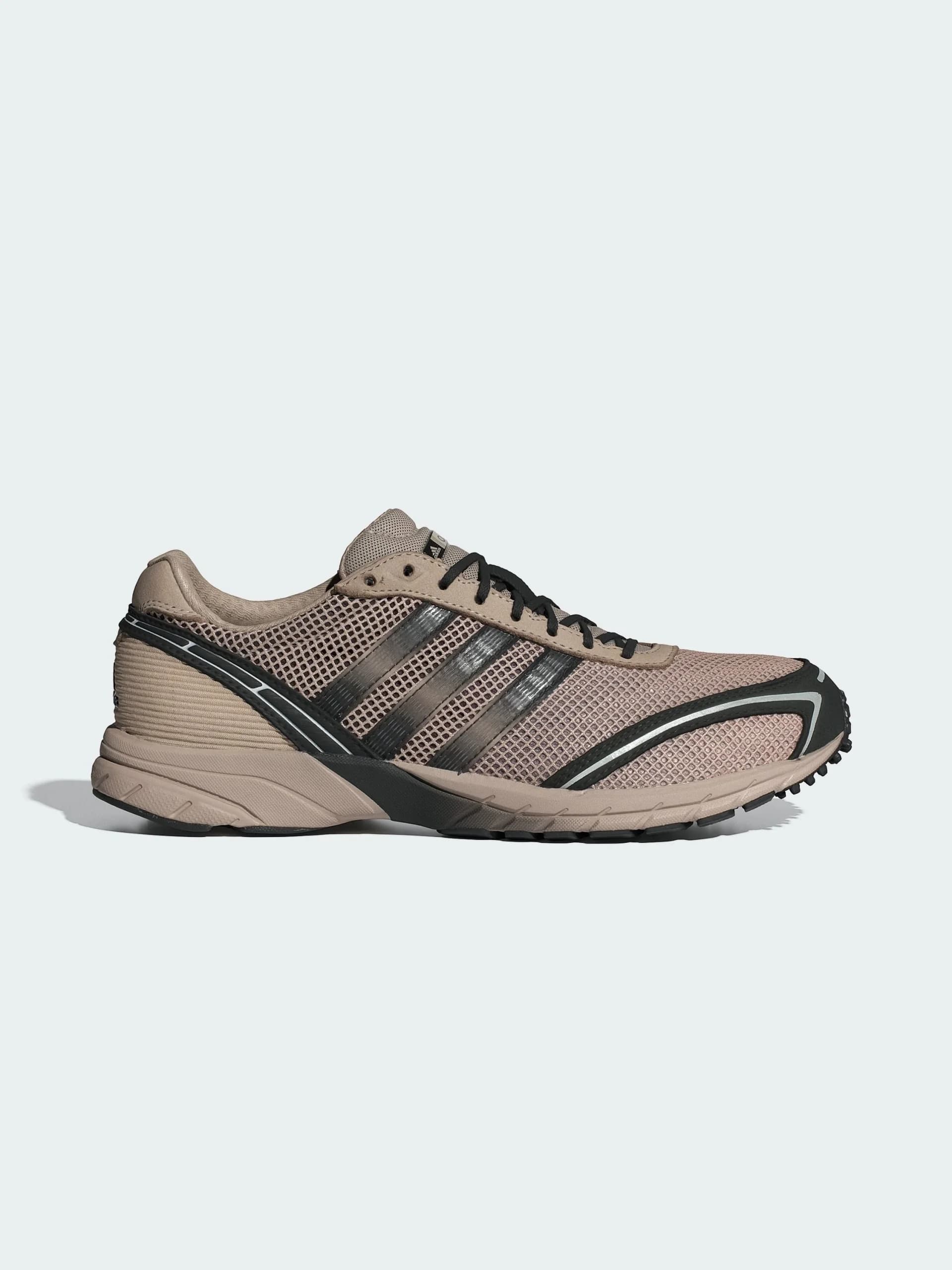 Variante de color wonder taupe / core black / wonder taupe