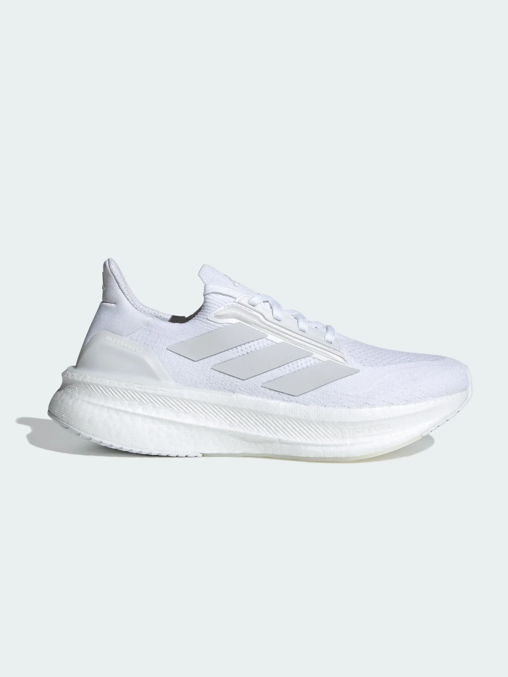 Tenis Running Ultraboost 5x en color cloud white / cloud white / core black