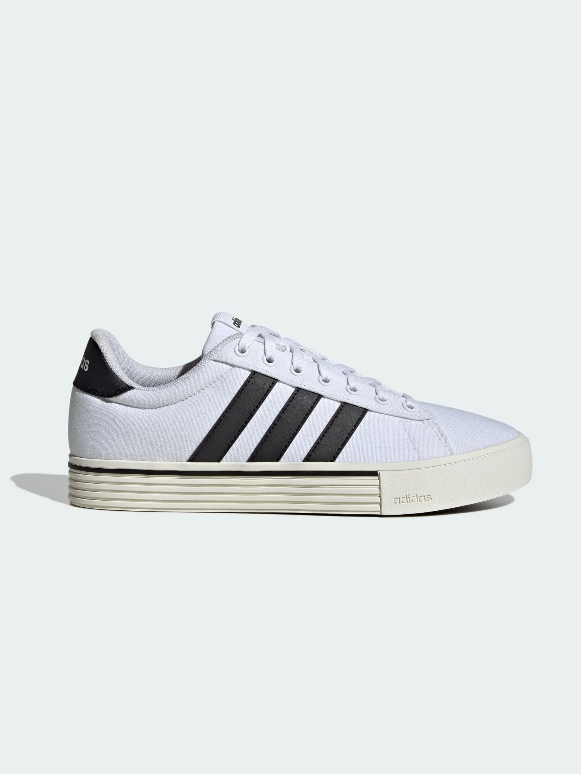 Cloud White / Core Black / Off White