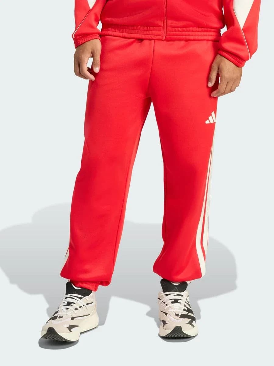 Variante de color pure ruby / off white