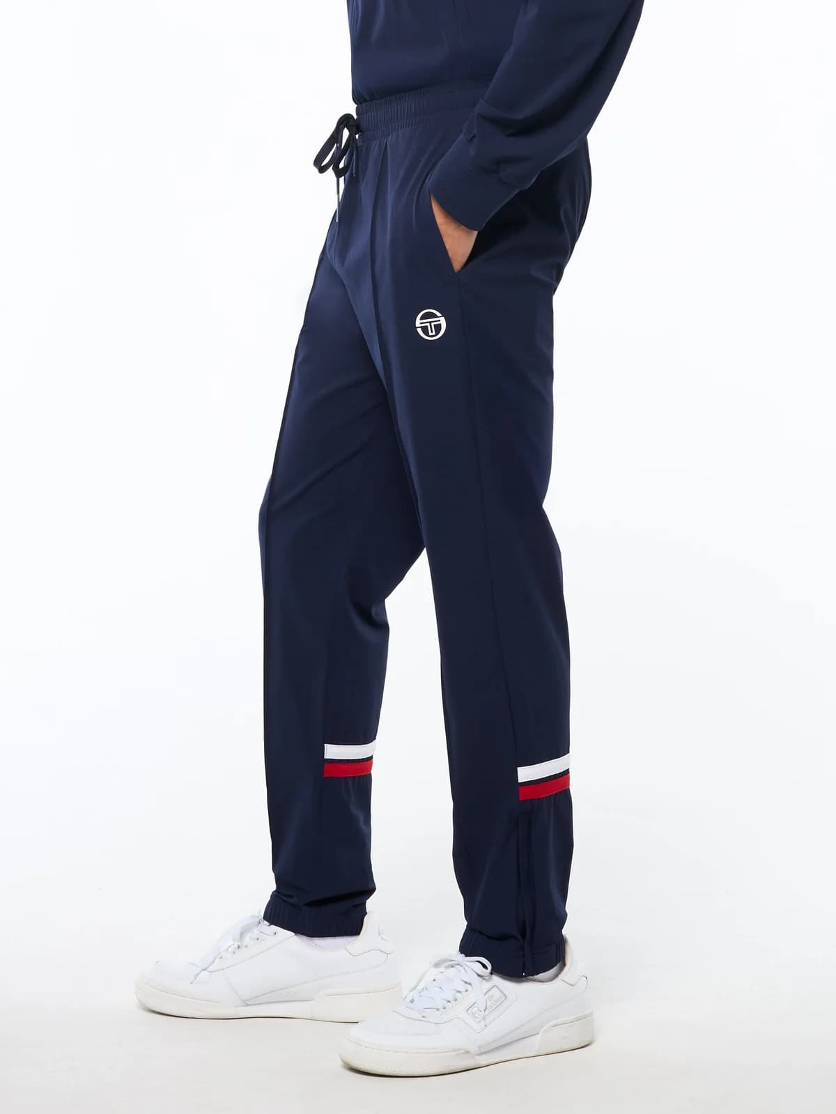 Pantalón Deportivo Solare en color maritime blue