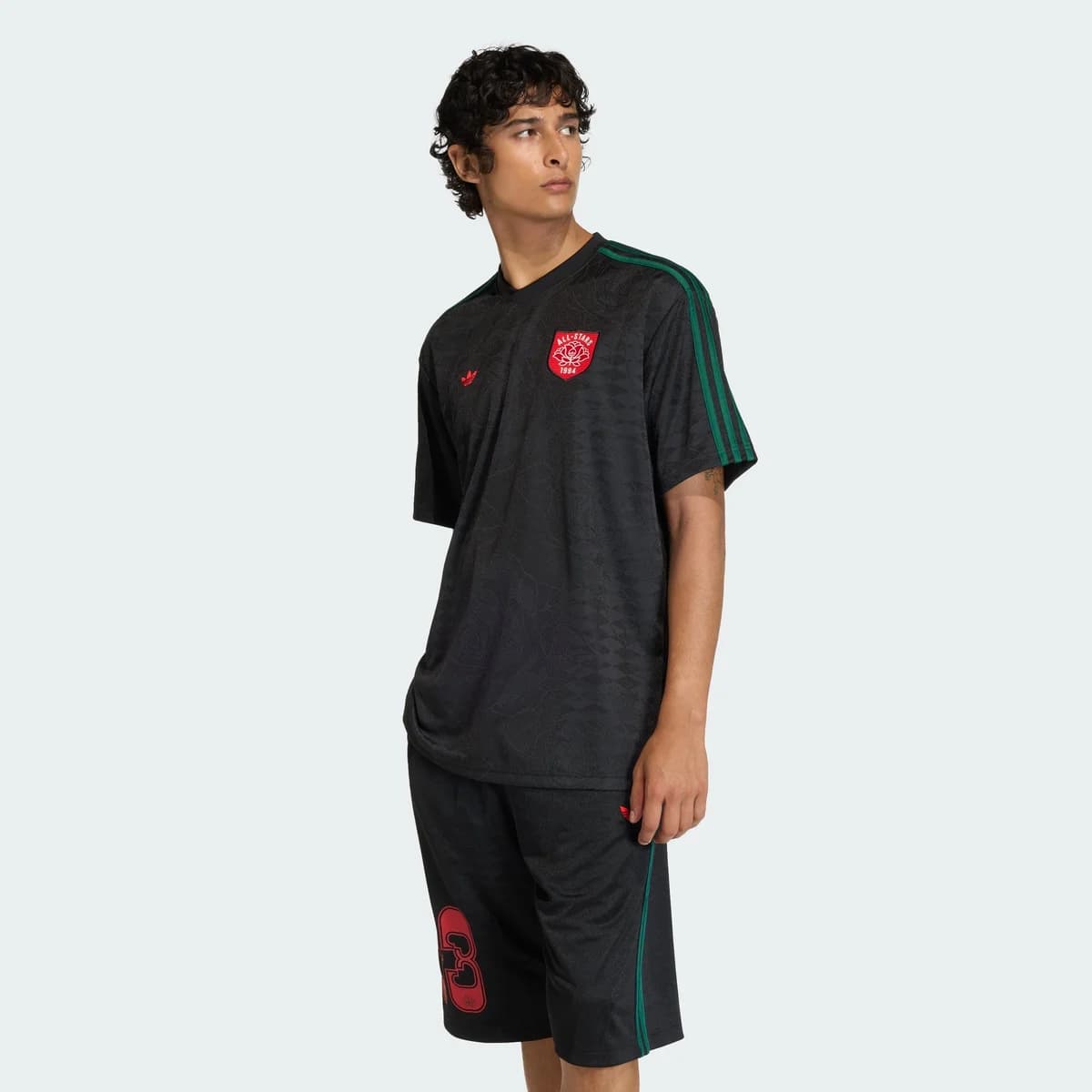 Black / Collegiate Green
