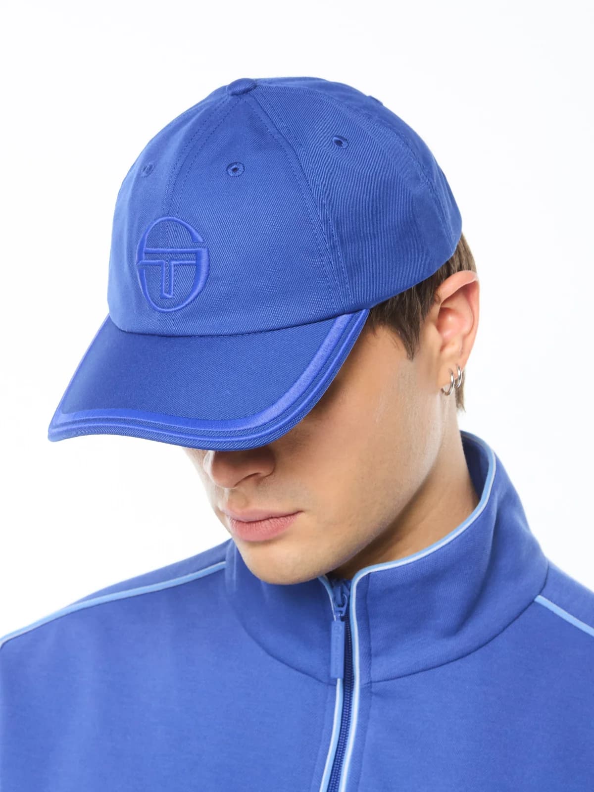 Deep Ultramarine