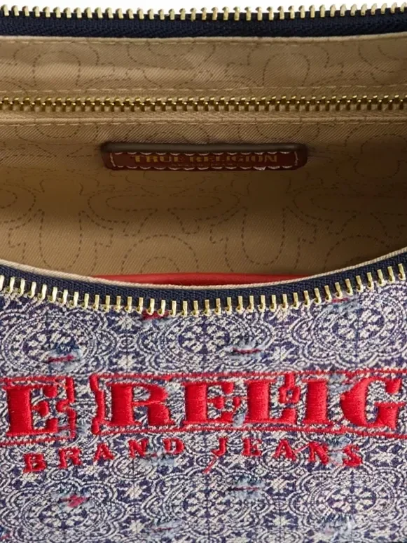 Bolso Hobo en Denim Rayado - imagen 6