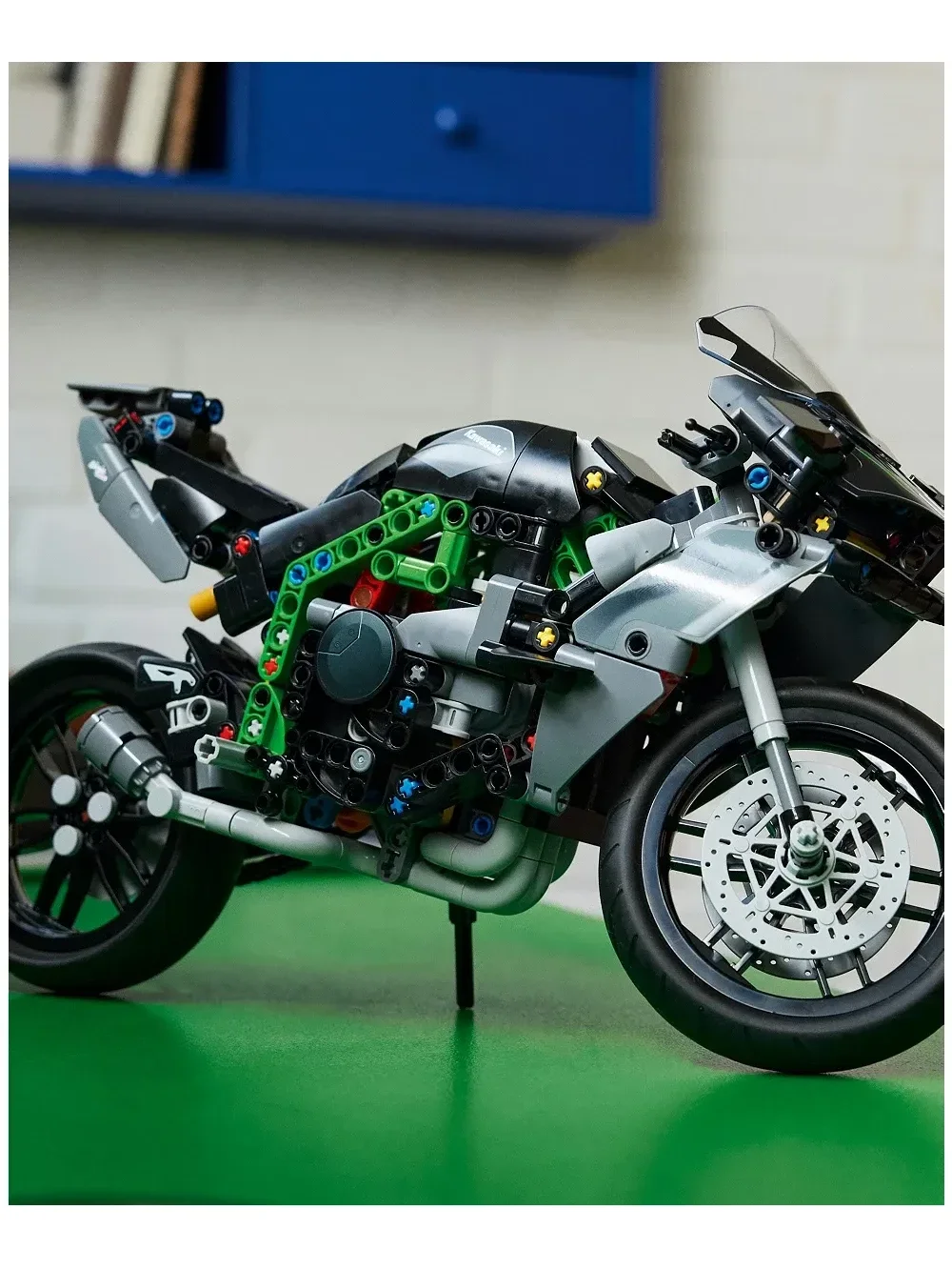 Juguete de Motocicleta Kawasaki Ninja H2R Technic - imagen 4