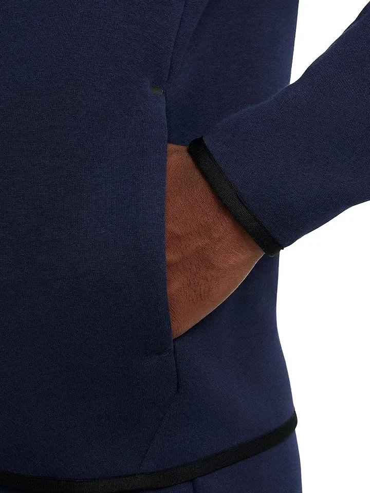 Sudadera con Capucha Tech Fleece - imagen 3