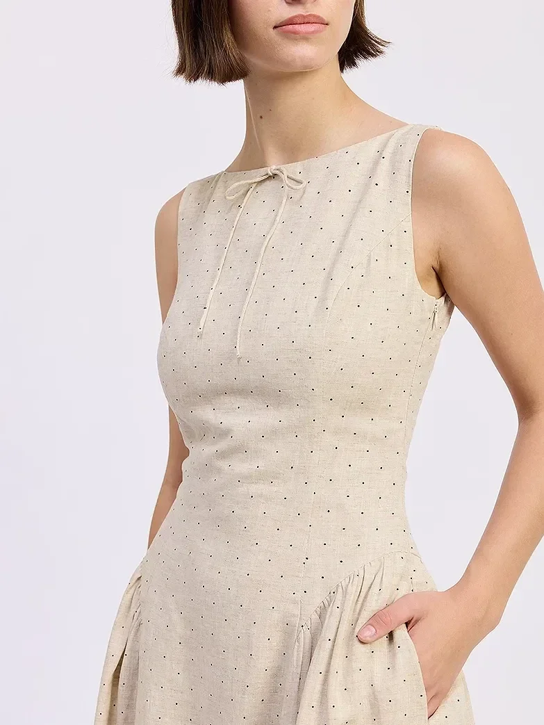 Vestido Midi Blakely sin Mangas y Cuello Barco - imagen 3