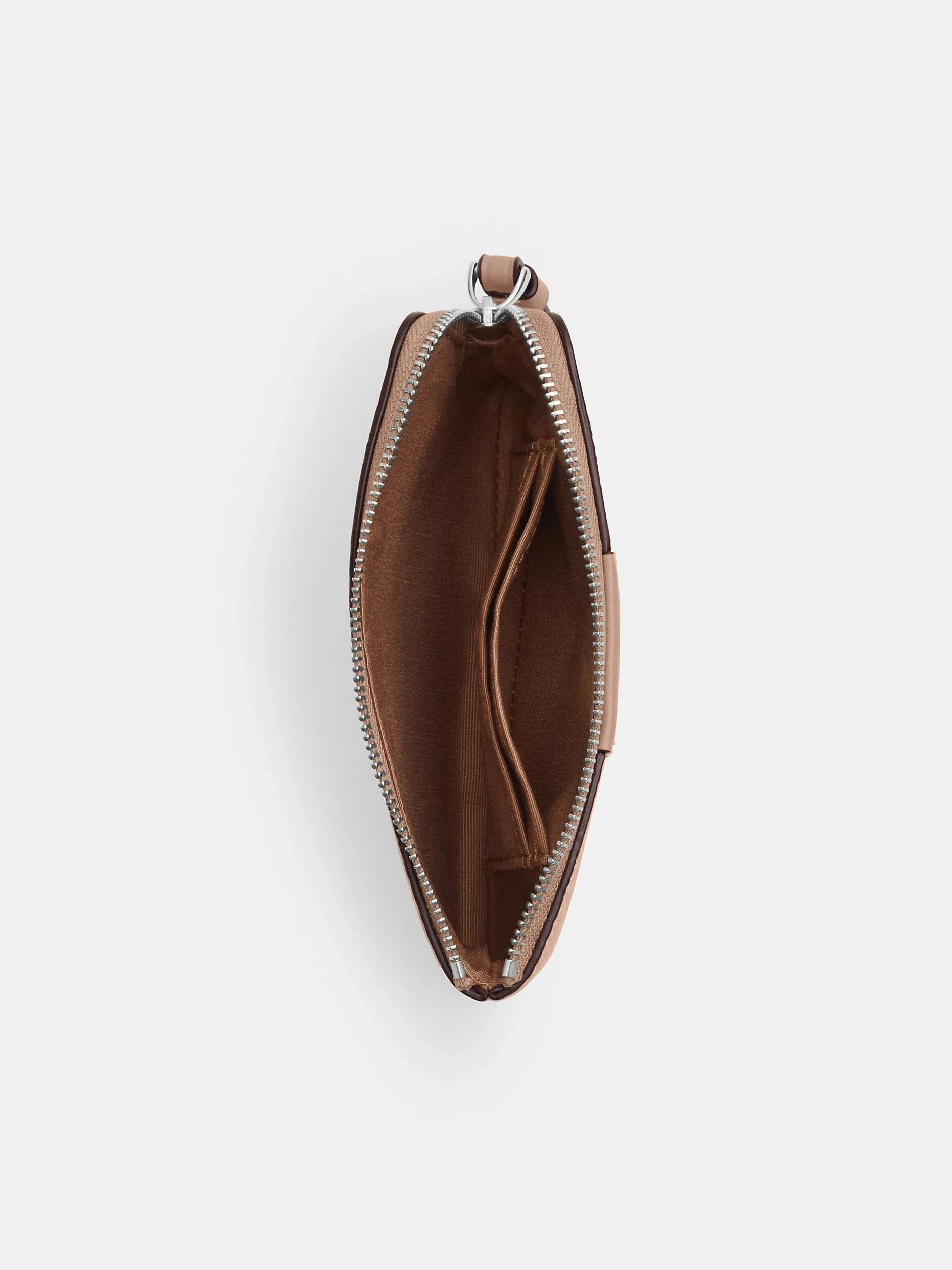 Monedero de Muñeca Corner Zip en Lona Signature con Franja