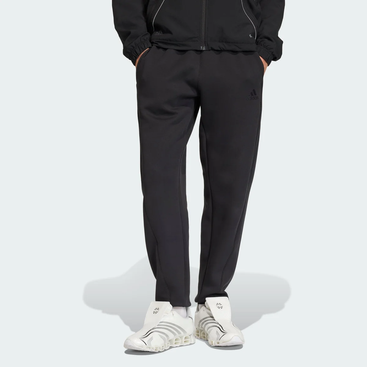 Pantalón con Corte Espaciador y Puños Regulares