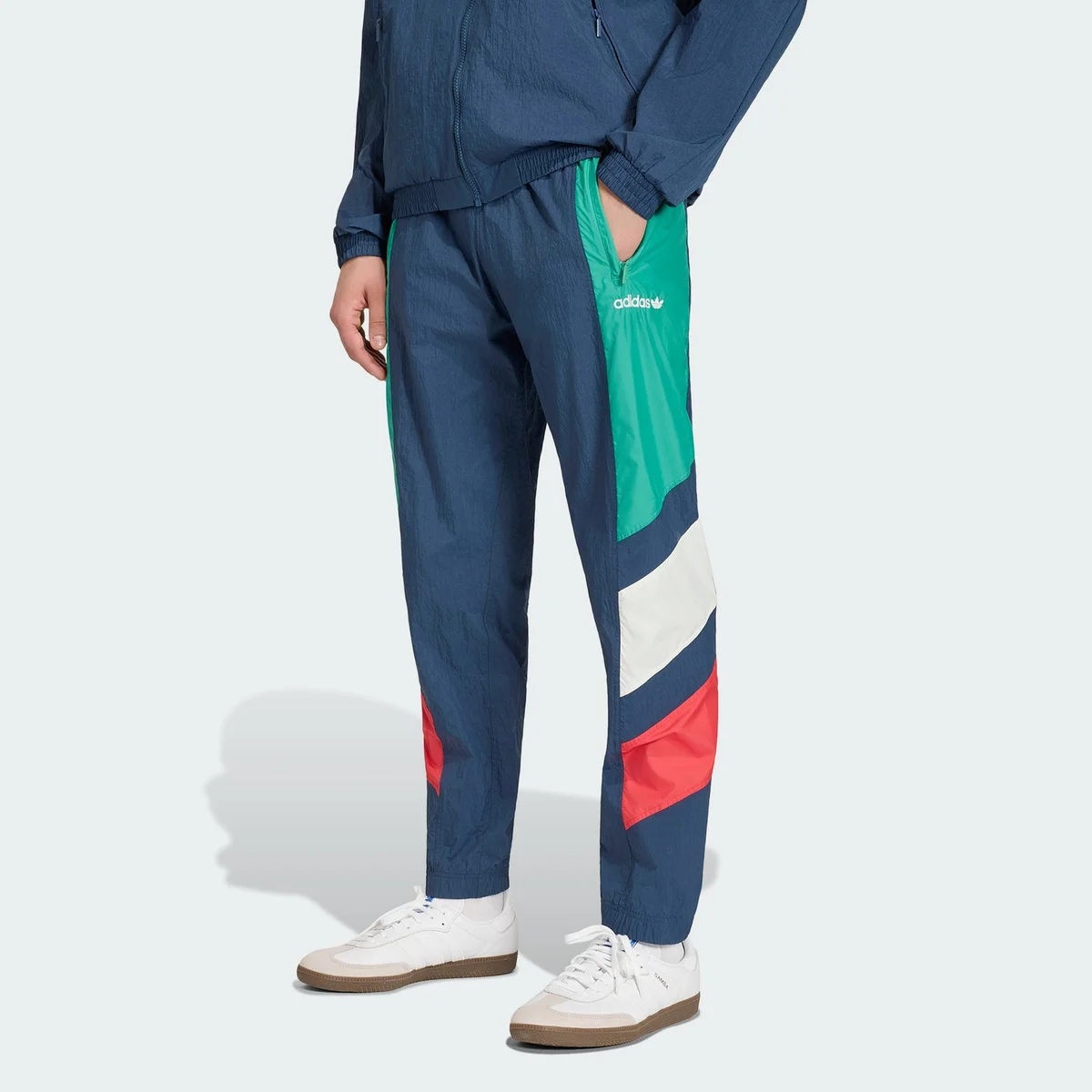 Pantalón Jogger Italy EQT