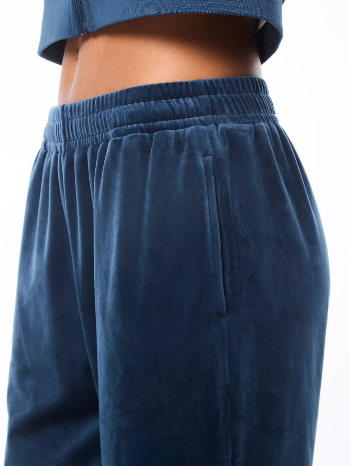 Pantalon Deportivo Nuvola Velour - imagen 7
