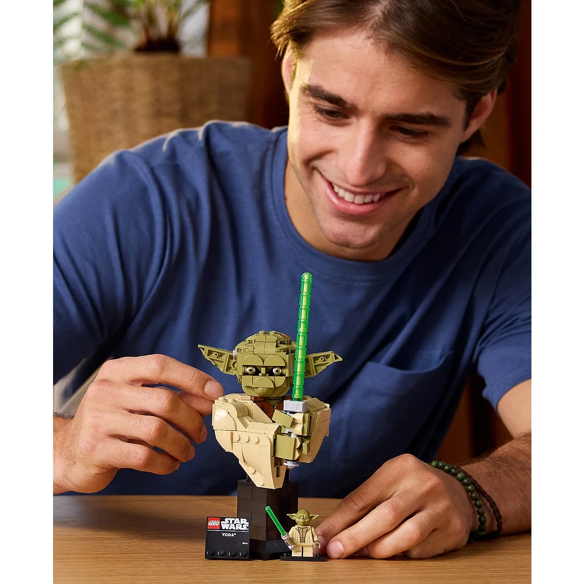 Set de Construcción Busto de Yoda Star Wars - imagen 6