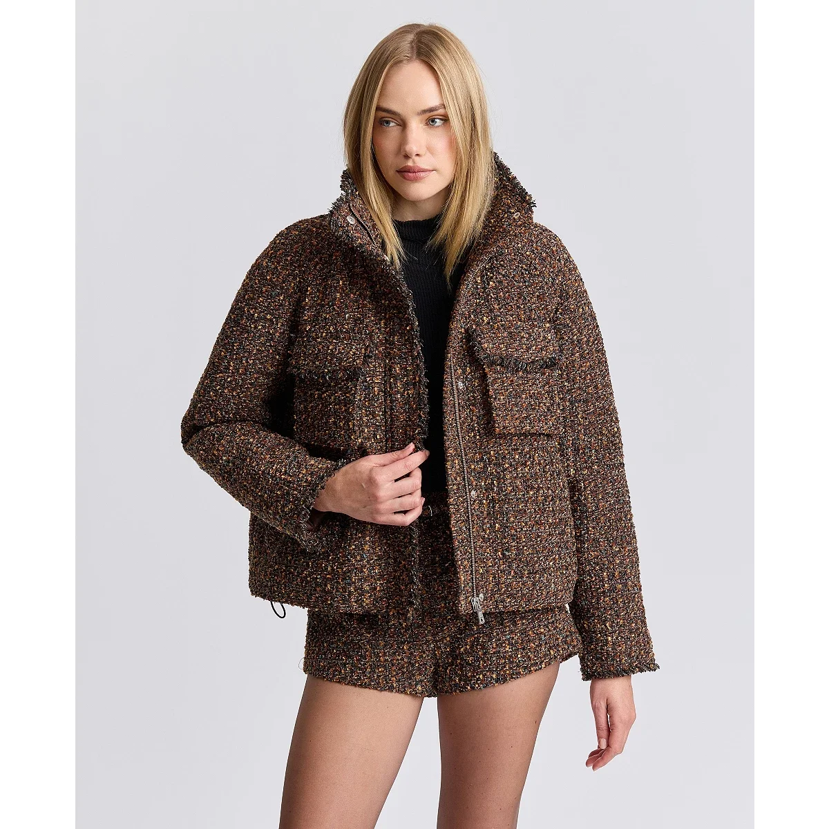Chaqueta Puffer de Cuello Alto Raglan - imagen 3