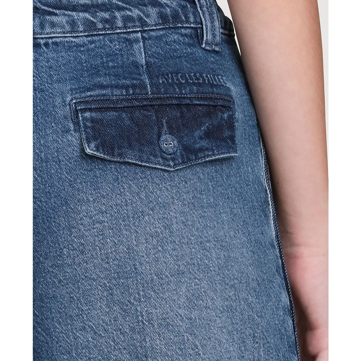 Pantalón en Denim de Tiro Medio con Franja Lateral - imagen 3