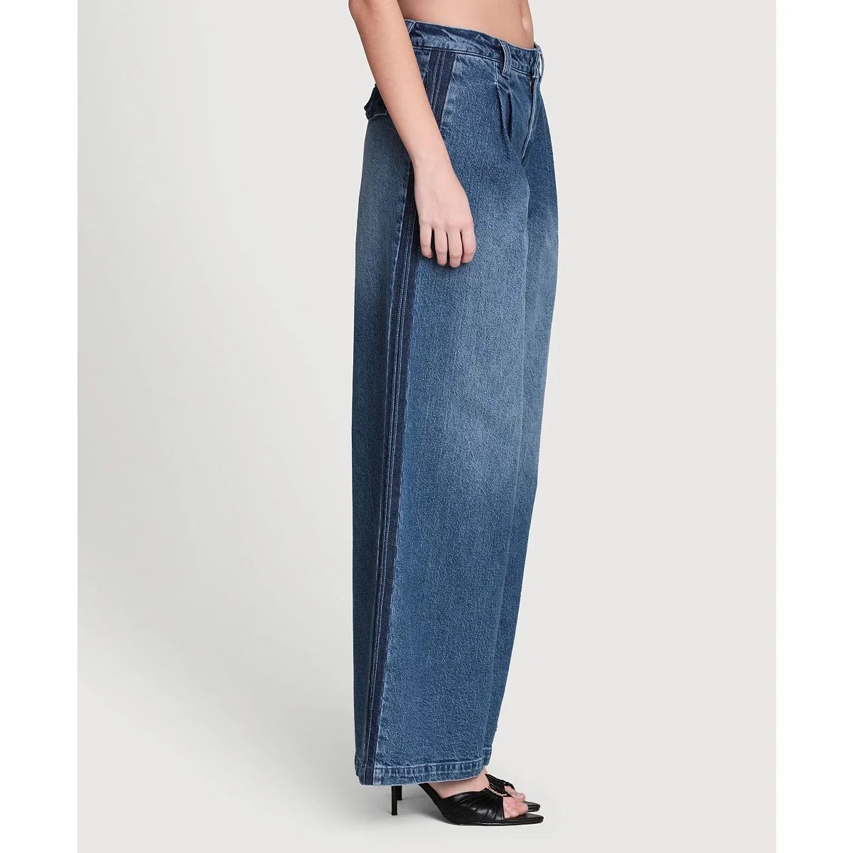 Pantalón en Denim de Tiro Medio con Franja Lateral - imagen 2