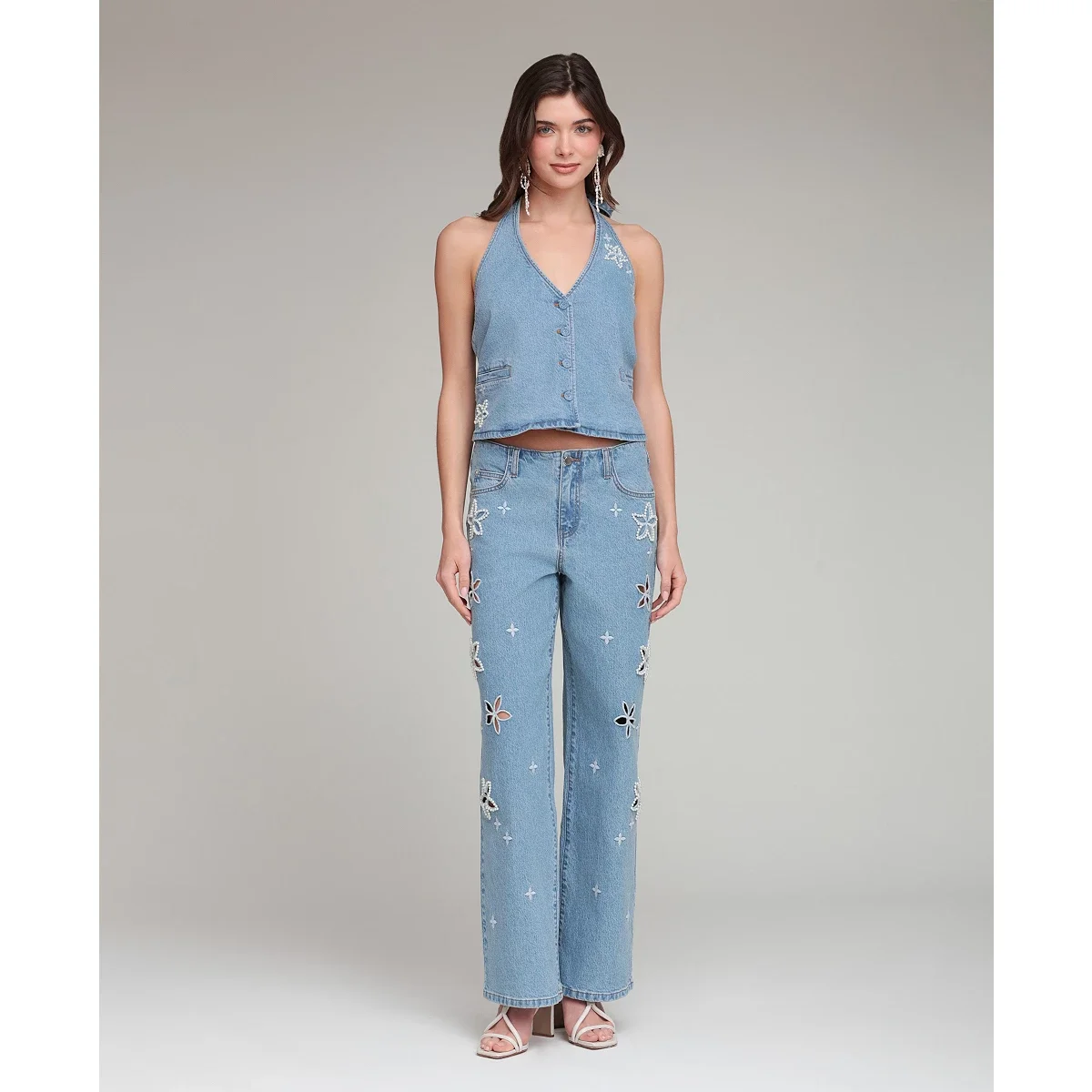 Jeans de Tiro Medio con Recortes Florales - imagen 2