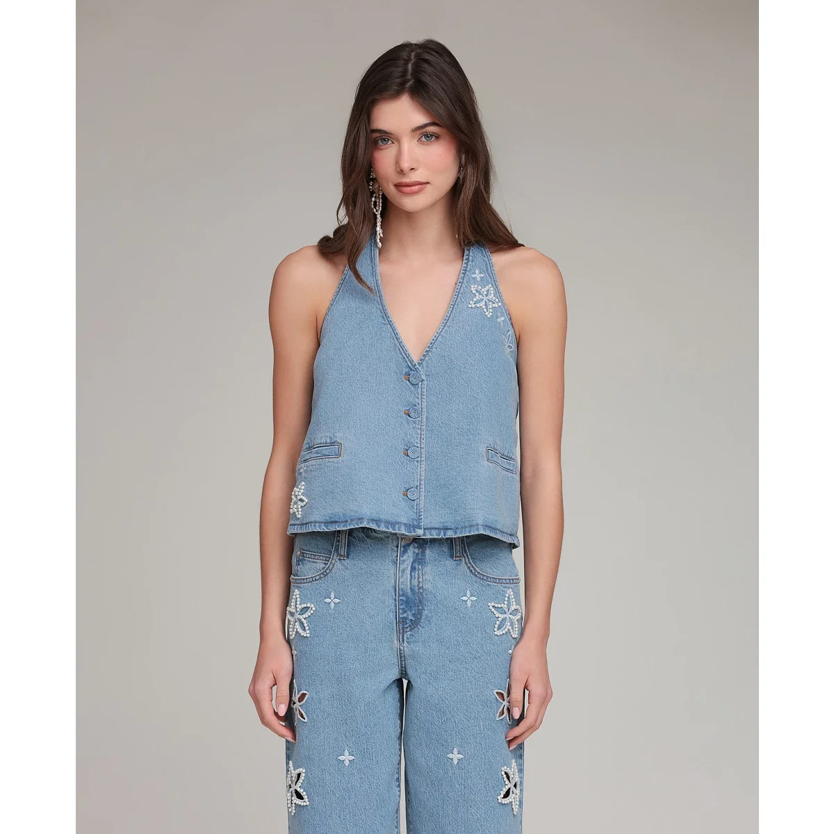 Jeans de Tiro Medio con Recortes Florales - imagen 10