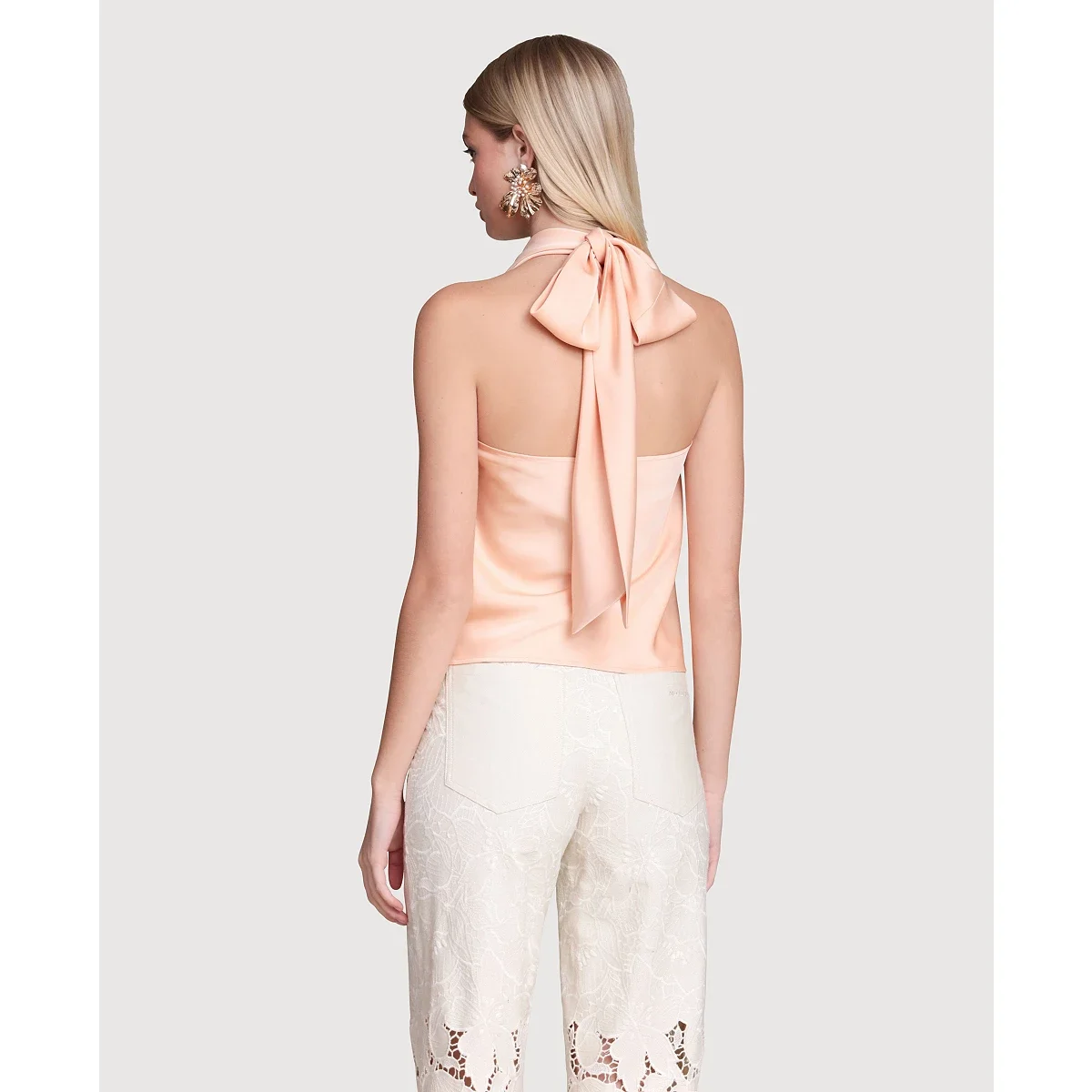 Top Halter con Lazo Largo