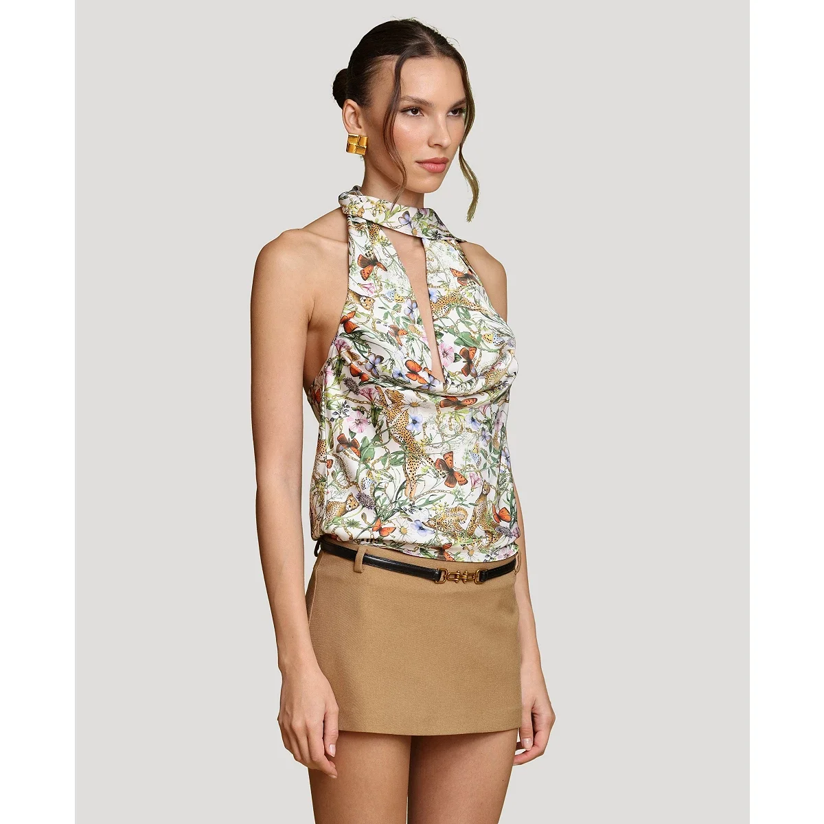 Top Halter con Lazo Largo