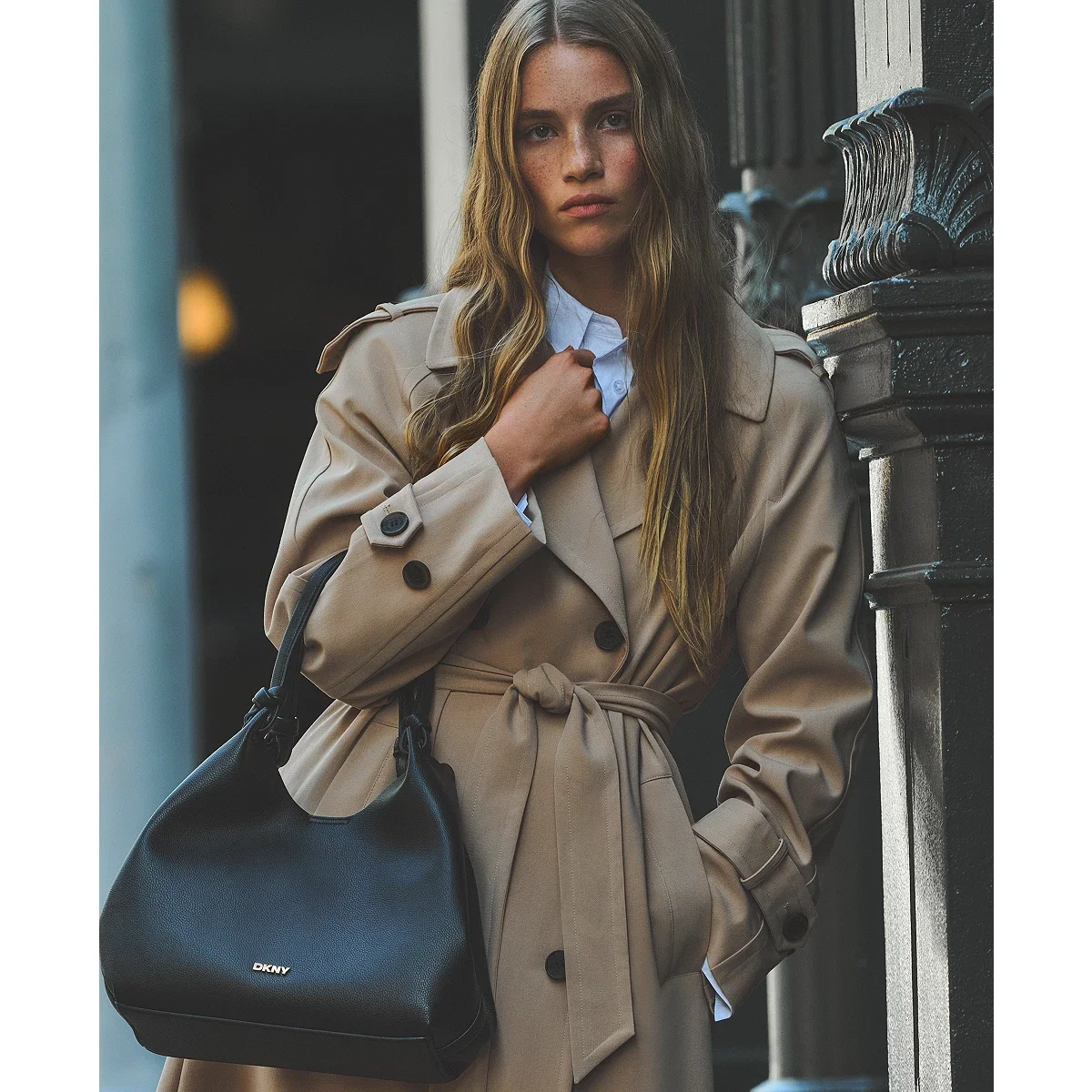Bolso Tote Paula Commuter Mediano - imagen 7