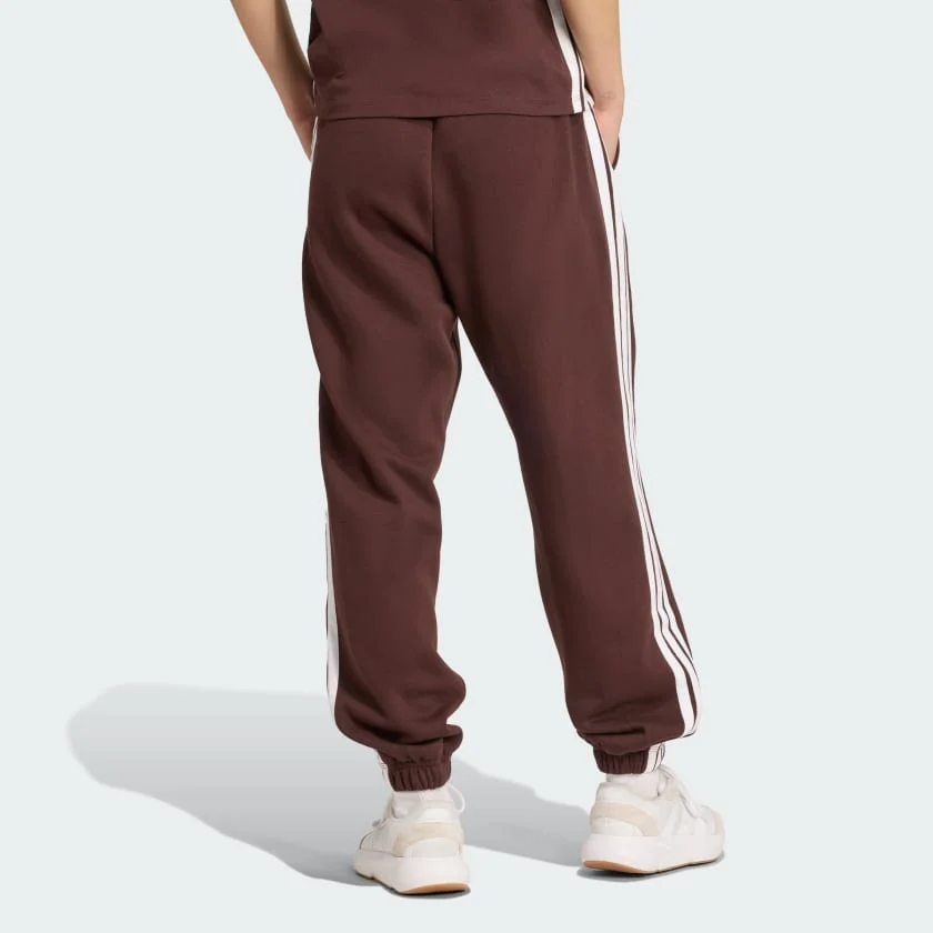 Pantalón Essentials con 3 Franjas