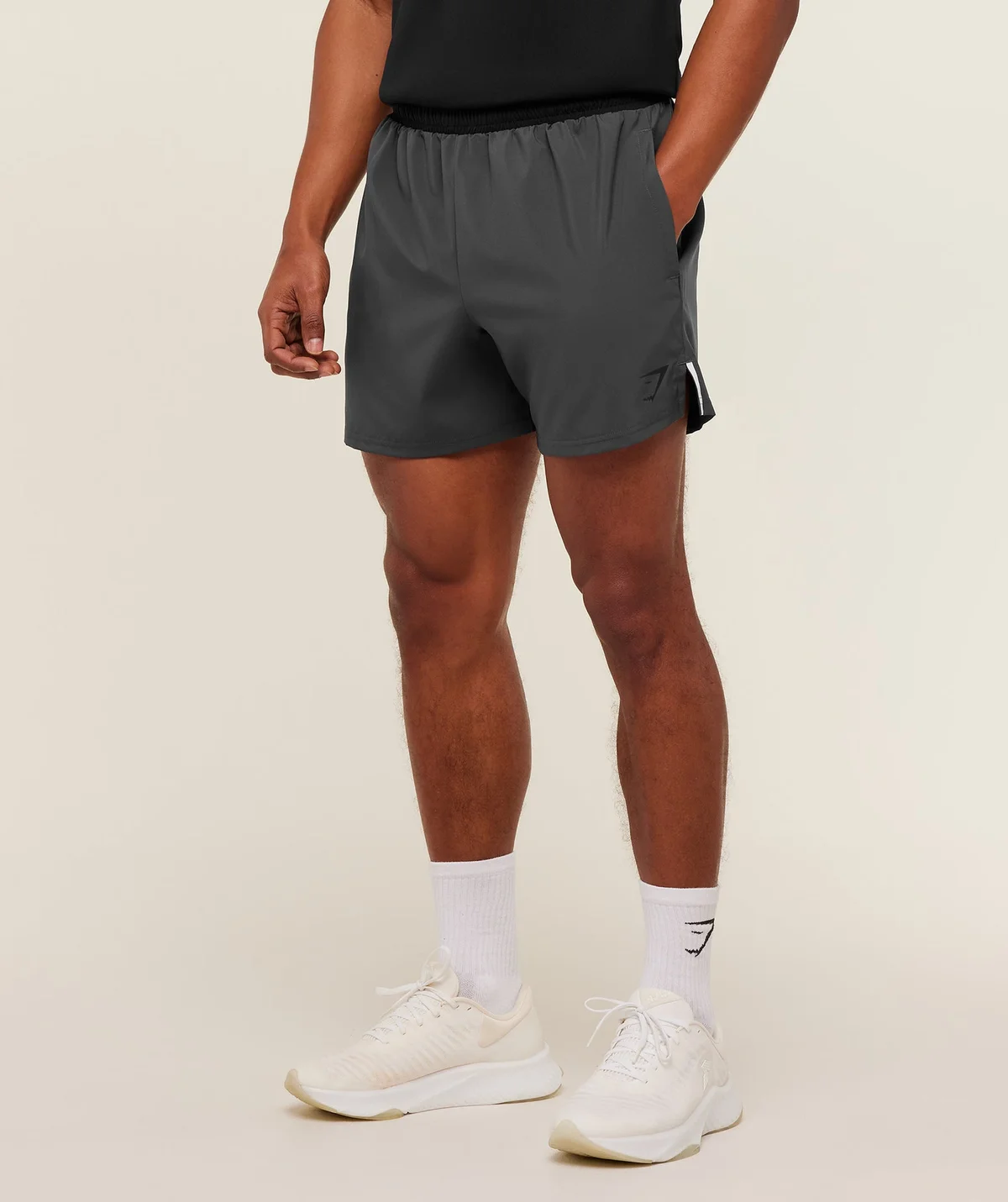 Shorts Arrival Contrast