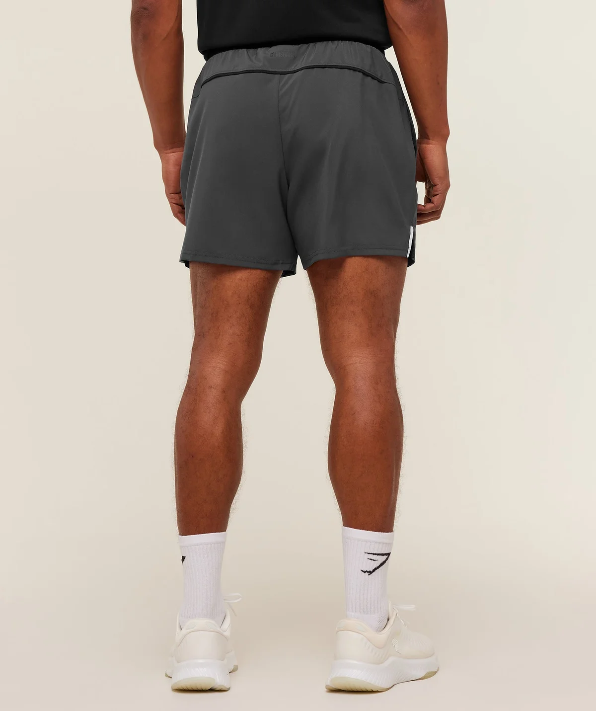 Shorts Arrival Contrast