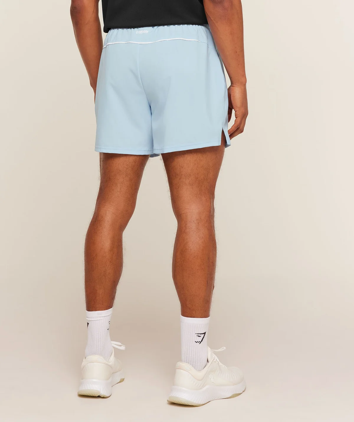 Shorts Arrival Contrast