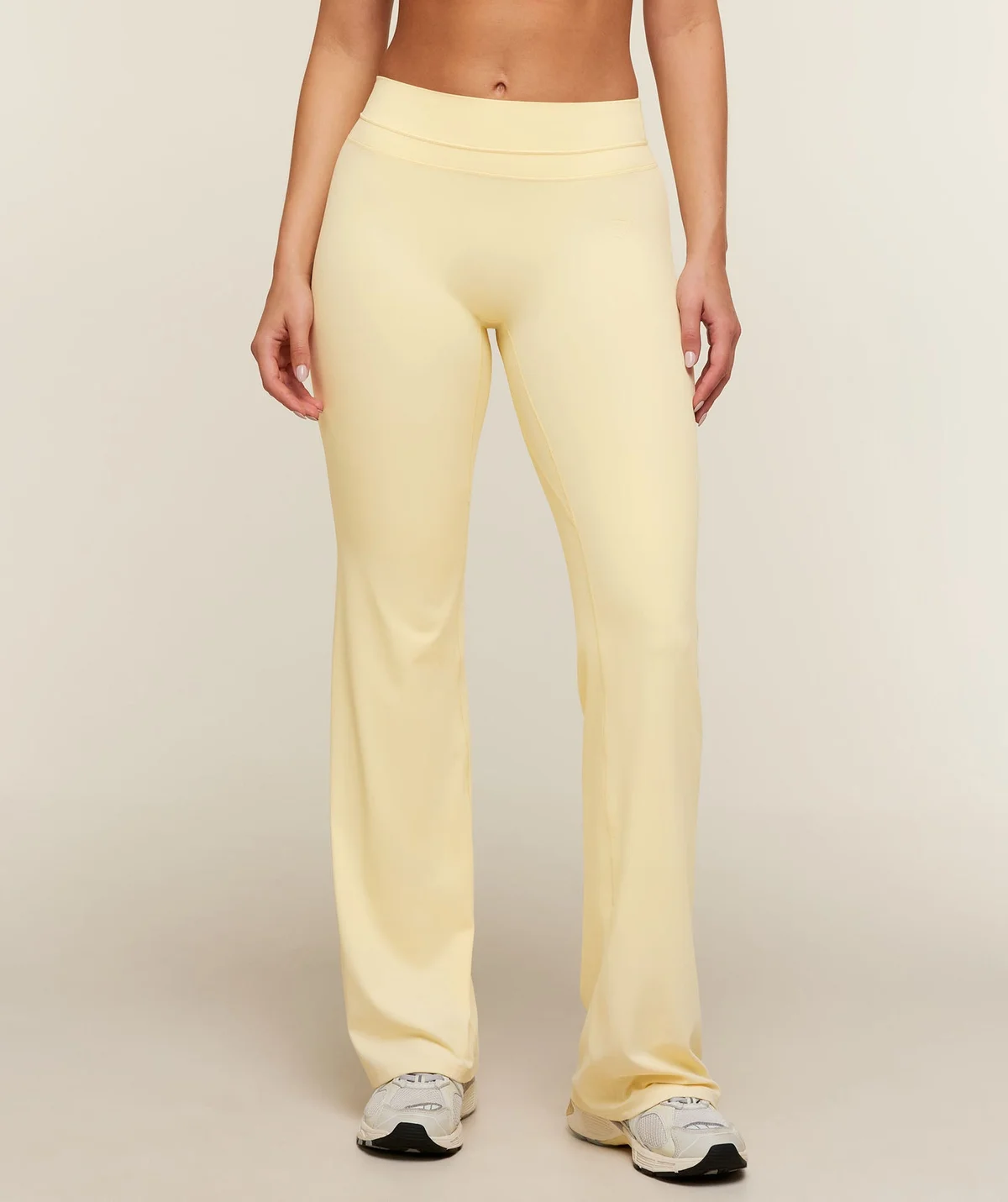 Leggings Whitney de Tiro Medio con Bota Acampanada