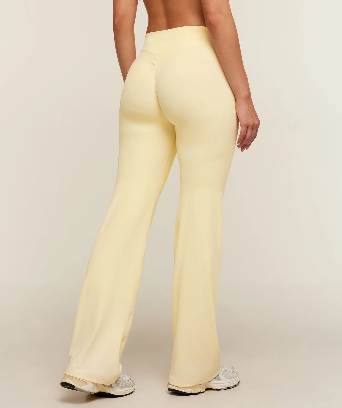 Leggings Whitney de Tiro Medio con Bota Acampanada