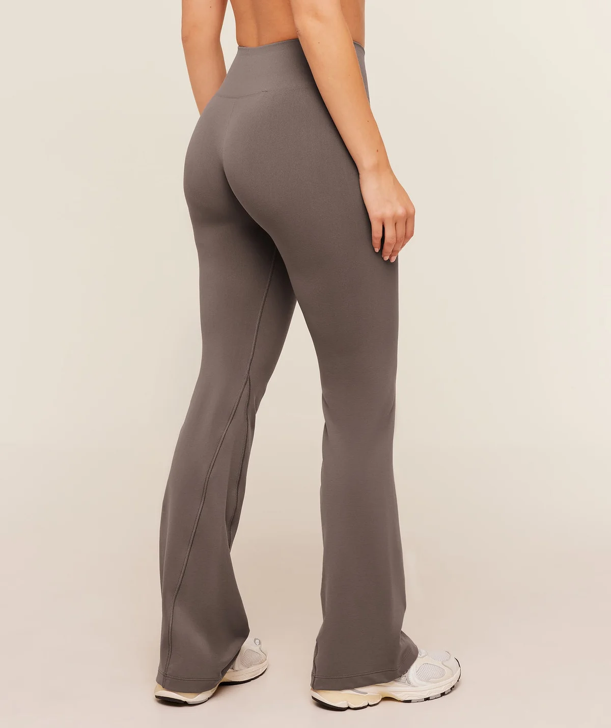 Leggings Acampanados Soft Sculpt