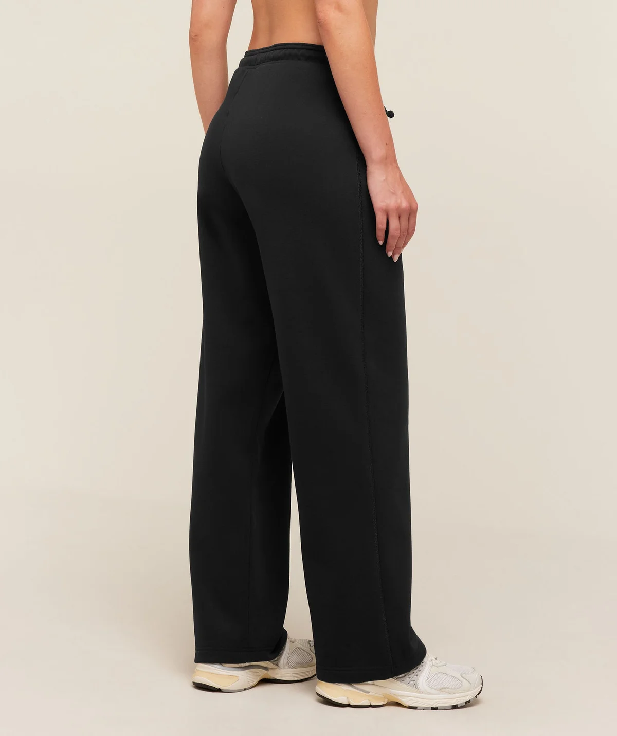 Pantalón Jogger Cosy Luxe Straight Leg