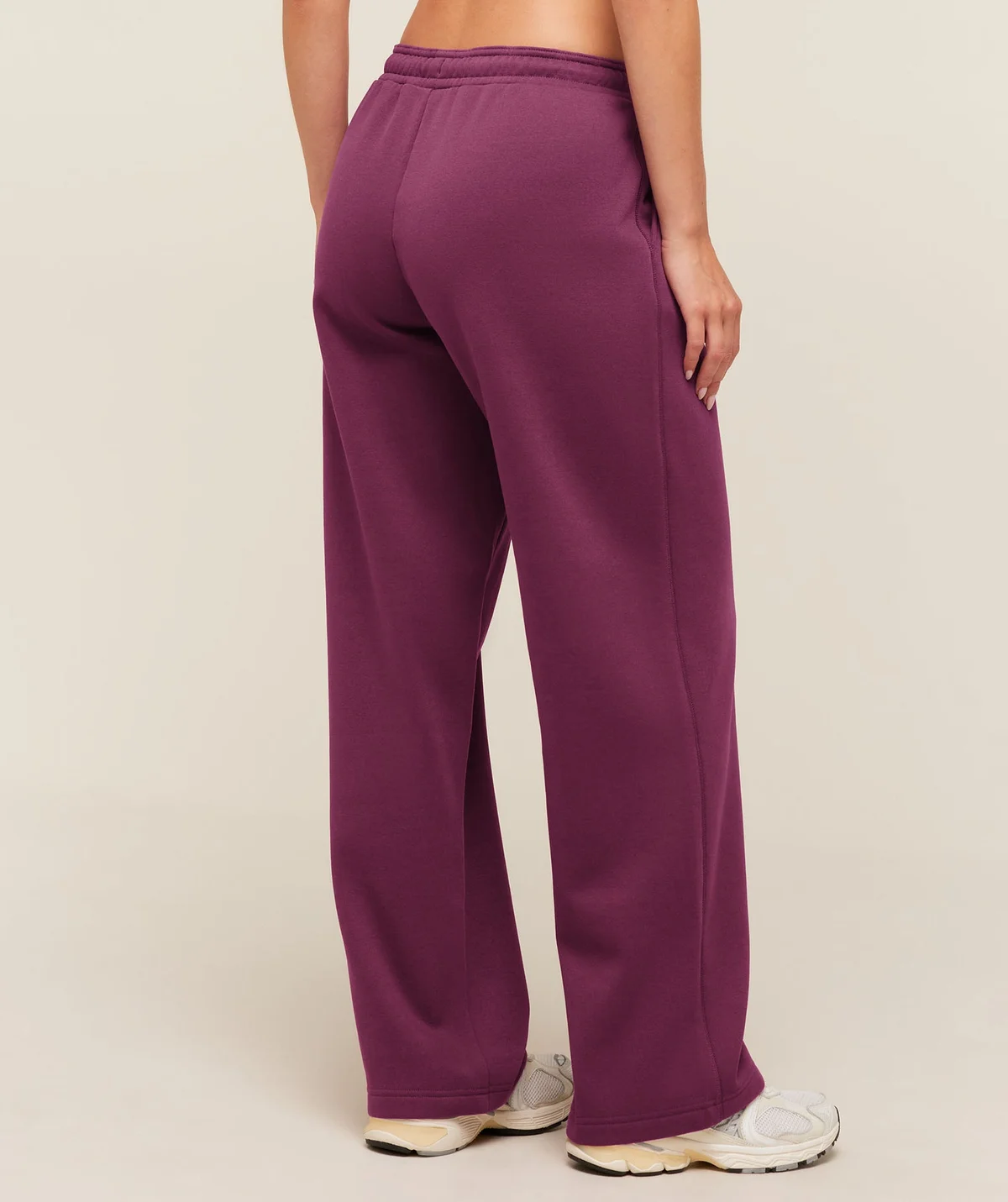 Pantalón Jogger Cosy Luxe Straight Leg