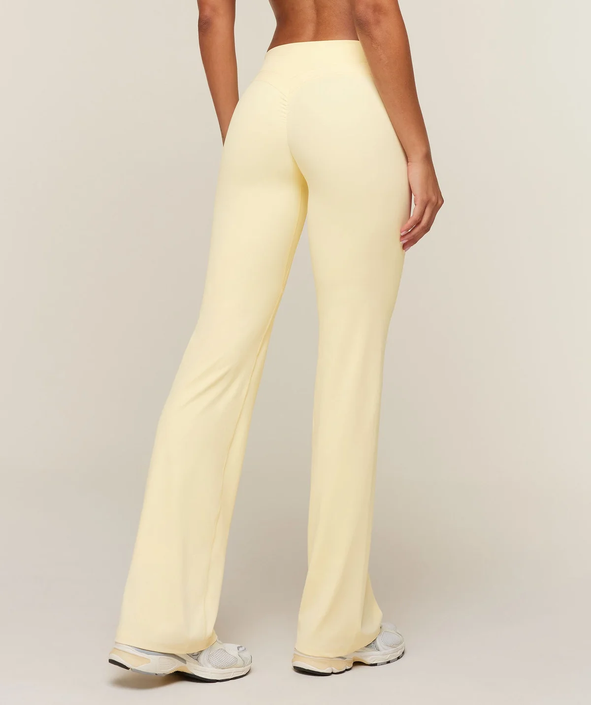 Leggings Whitney de Tiro Medio con Bota Abocinada