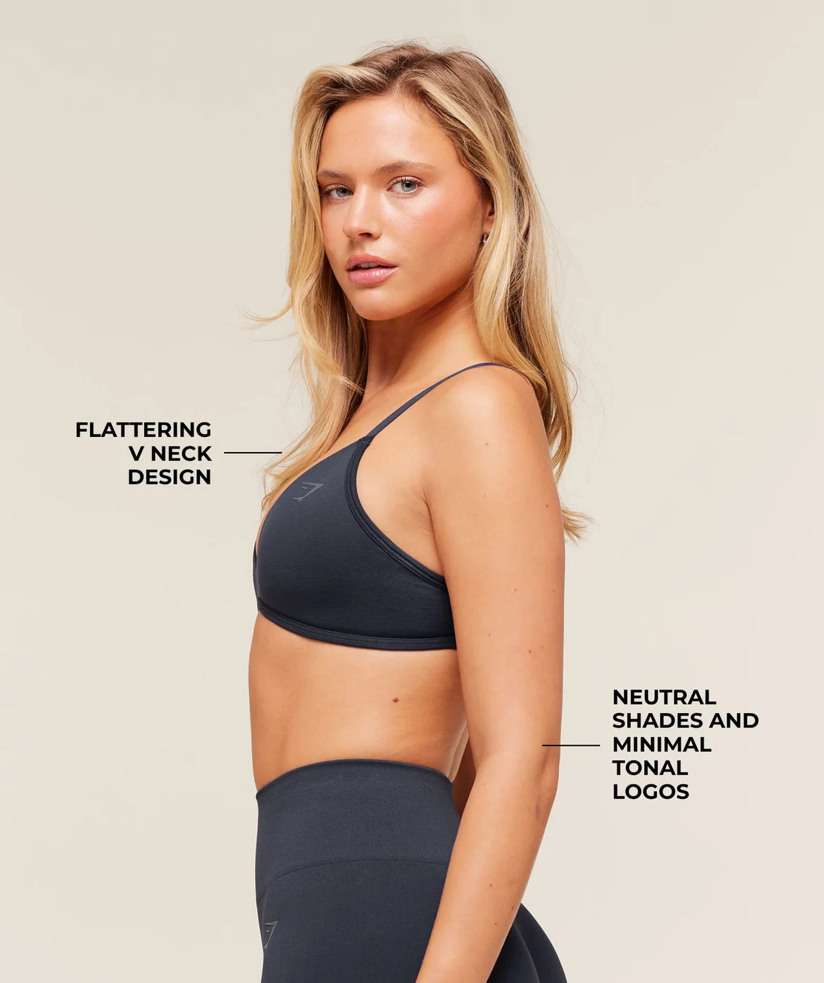 Top Deportivo Soft Sculpt de Cuello en V