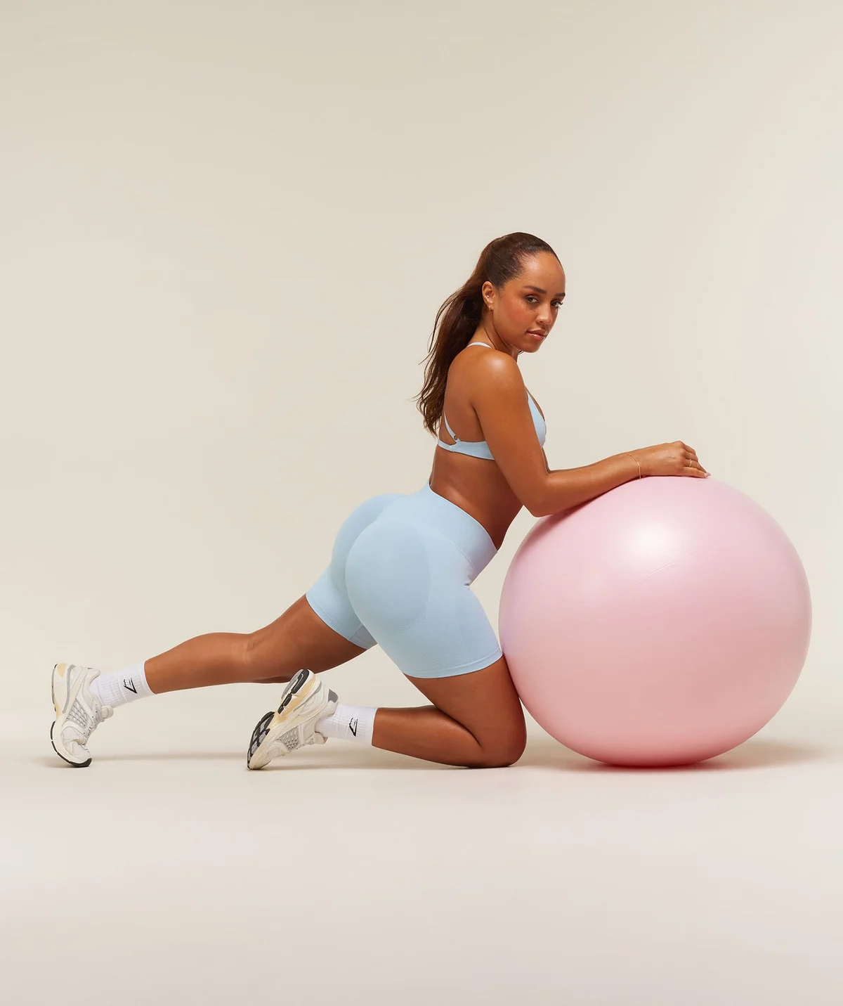 Shorts Lift Seamless 2.0 de Tiro Medio - imagen 8