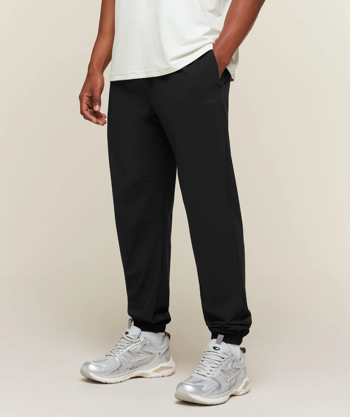 Pantalón Jogger Campus Crest con Tejido Woven