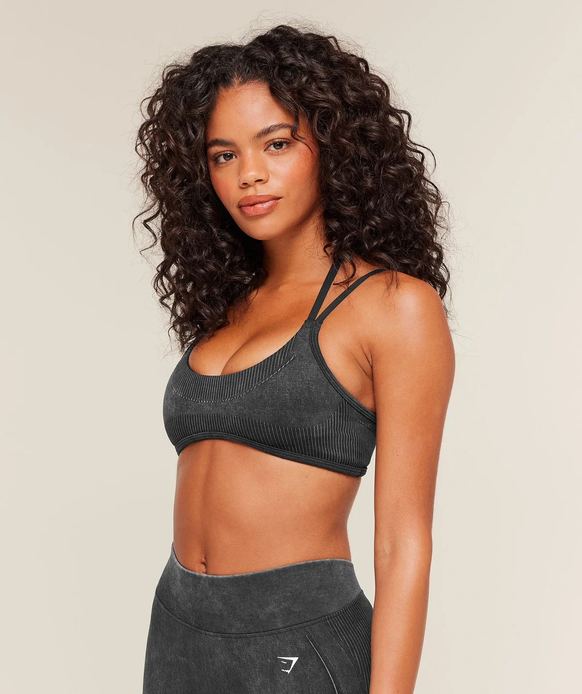 Top Deportivo Gymshark x Bratz Light Support - imagen 4