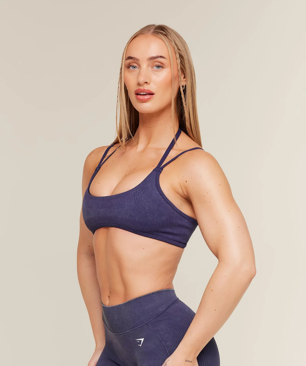 Top Deportivo Gymshark x Bratz Light Support - imagen 4