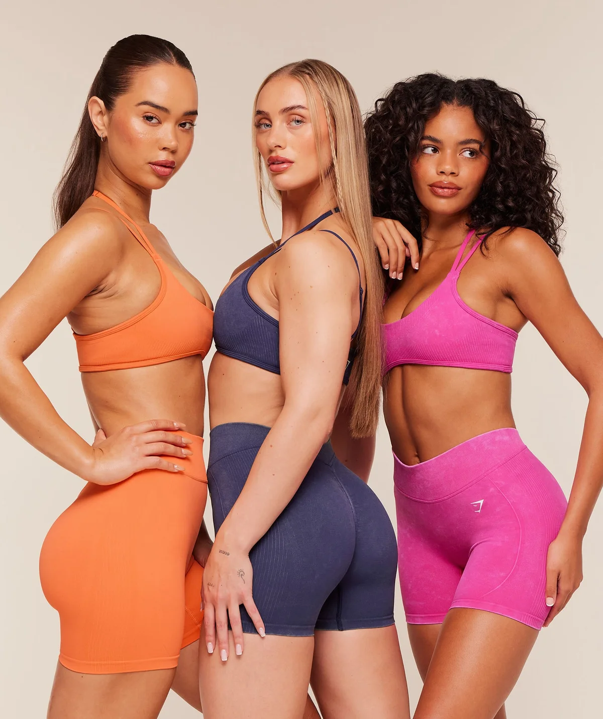 Top Deportivo Gymshark x Bratz Light Support - imagen 9