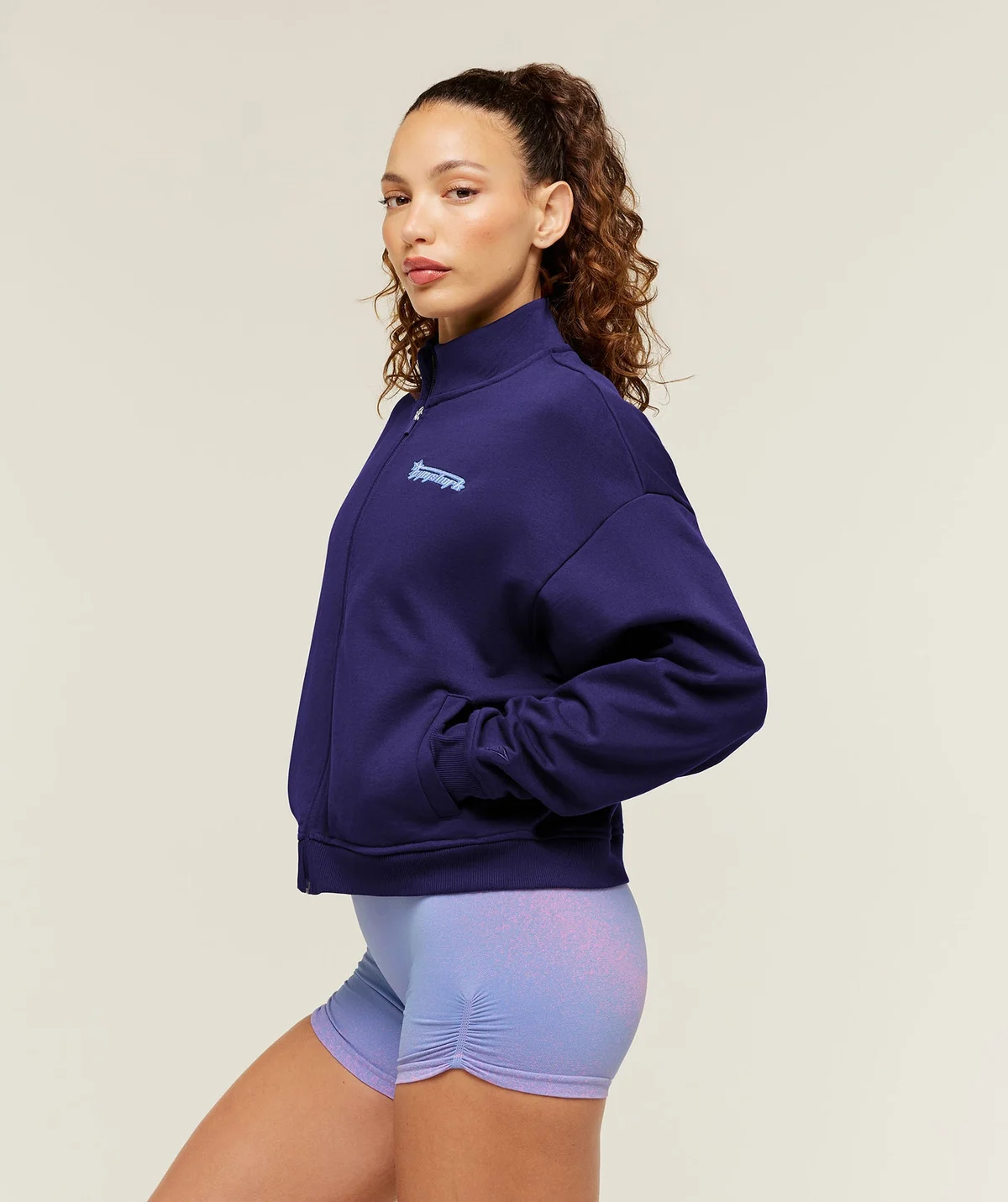 Chaqueta Script Embroidery con Cremallera Completa - imagen 2