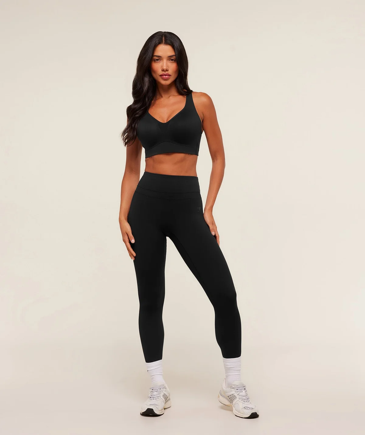Top Deportivo de Alto Soporte con Cuello en V - imagen 4