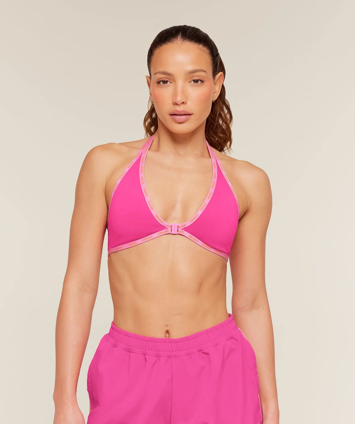 Top Deportivo Micro Logo Clasp Minimal