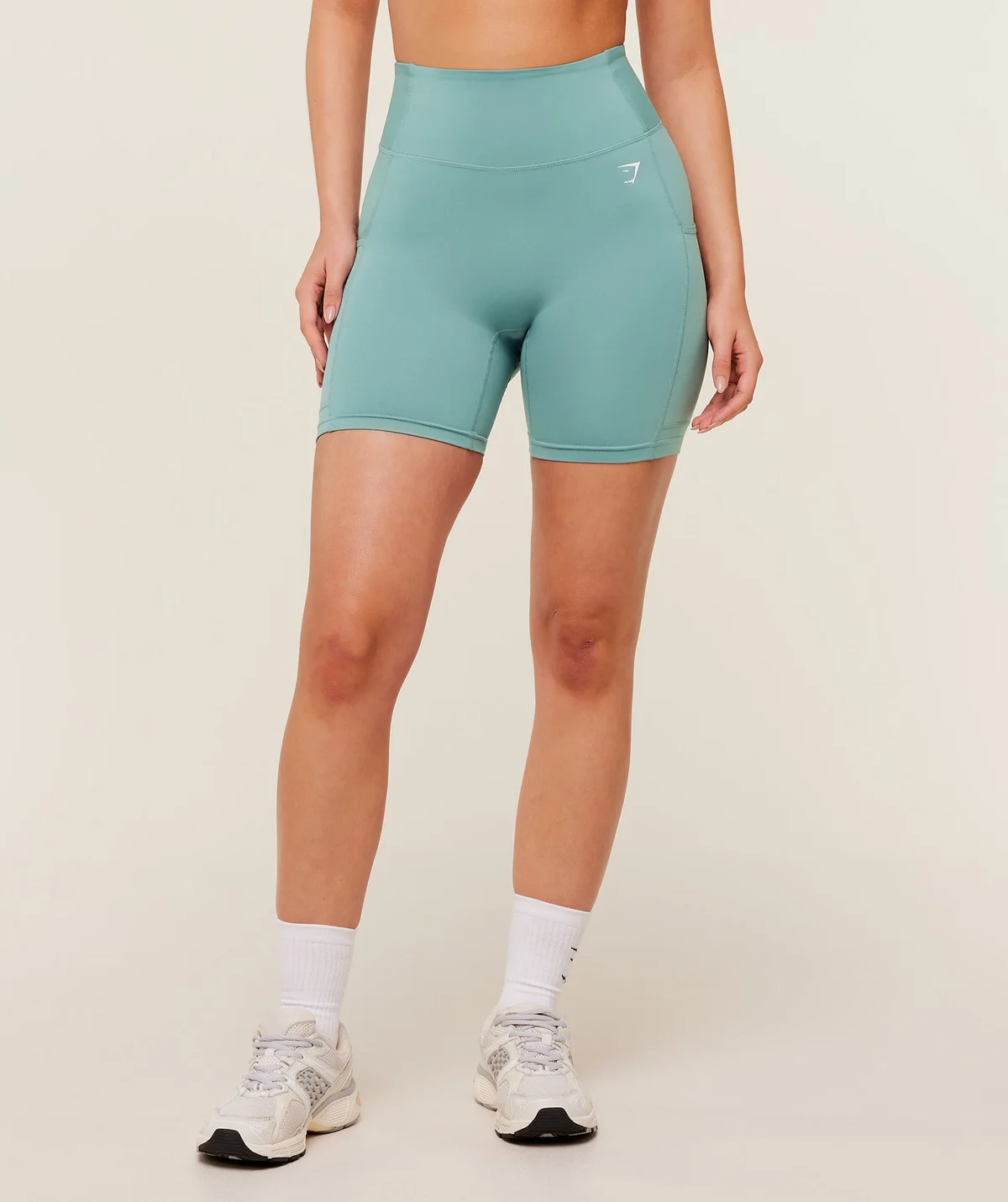 Shorts Pocket