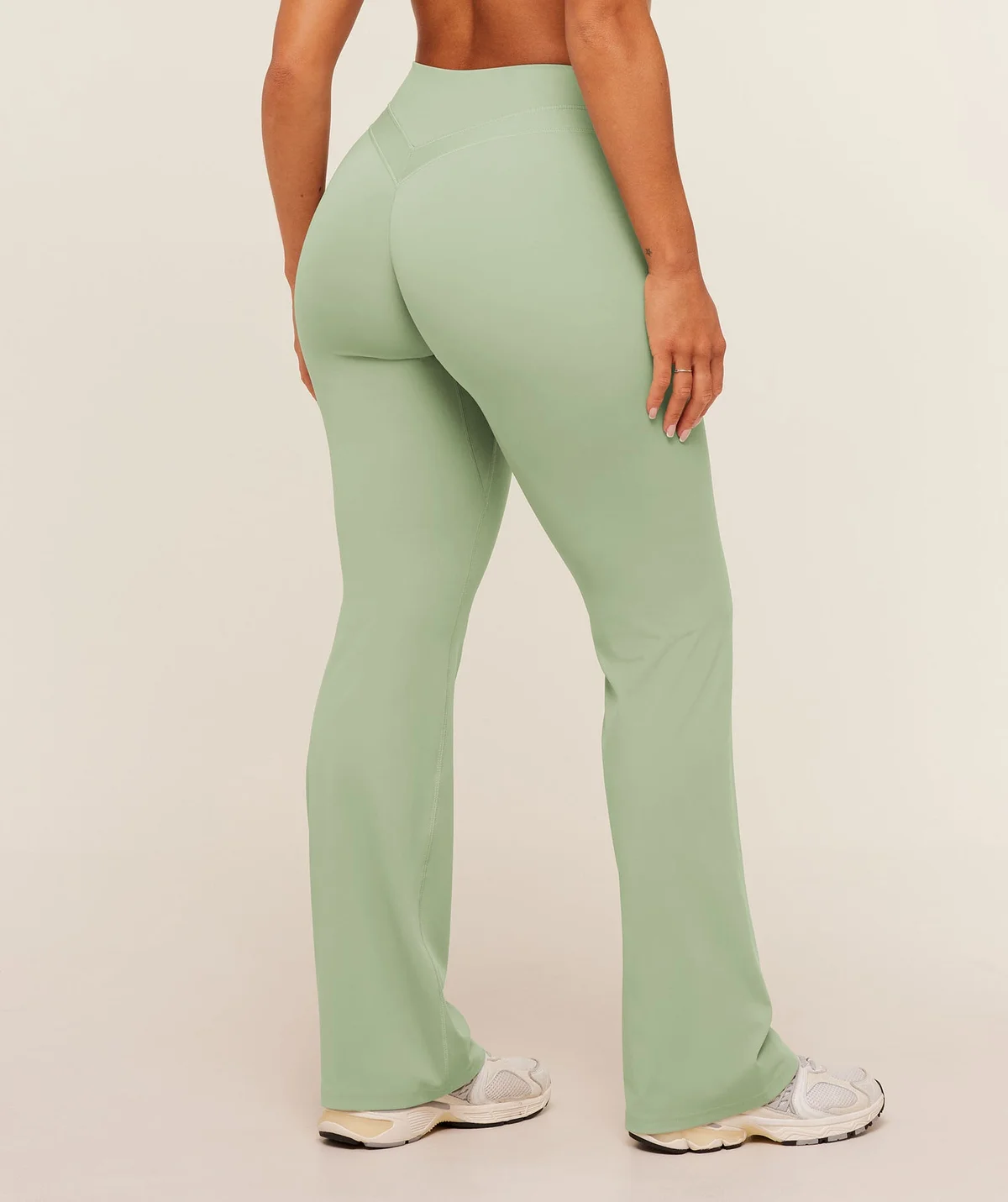 Leggings Whitney de Tiro Medio con Bota Acampanada - imagen 5