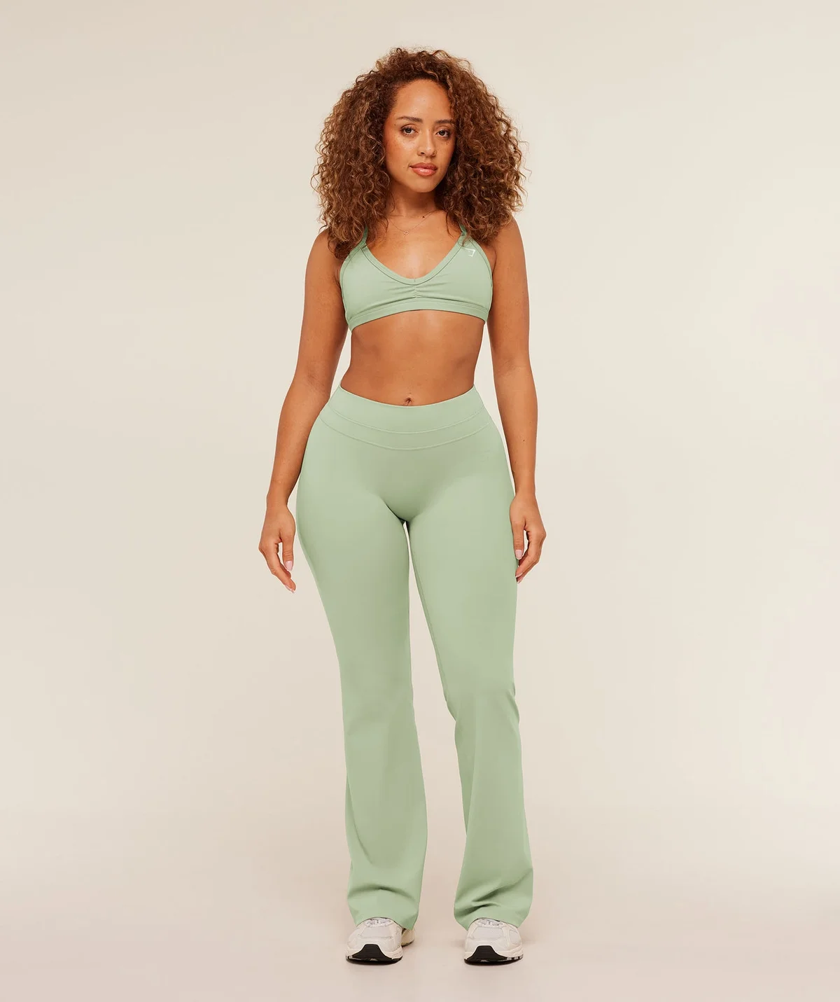 Leggings Whitney de Tiro Medio con Bota Acampanada - imagen 8