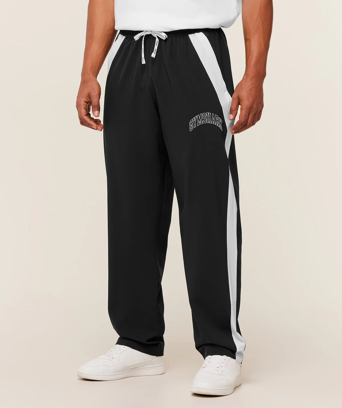 Pantalón Collegiate Tech